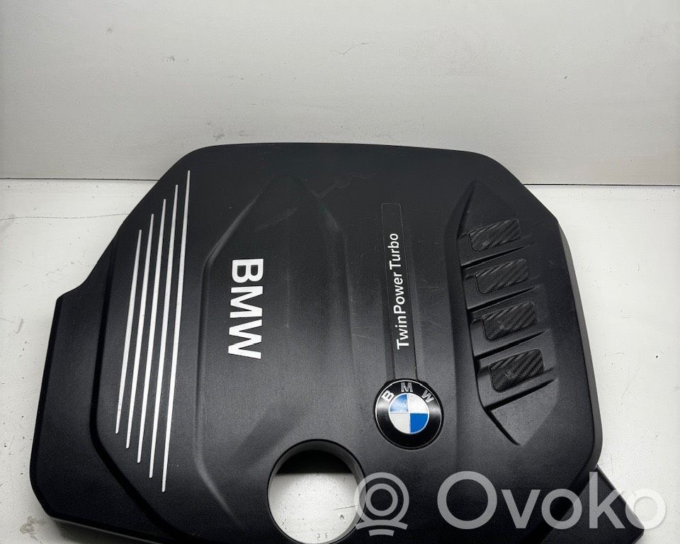 BMW 5 G30 G31 G38 Osłona górna silnika 