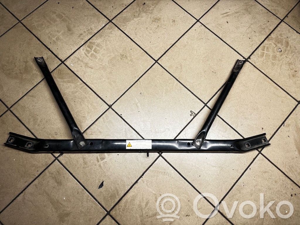 BMW 5 F10 F11 Panel mocowania chłodnicy / góra 
