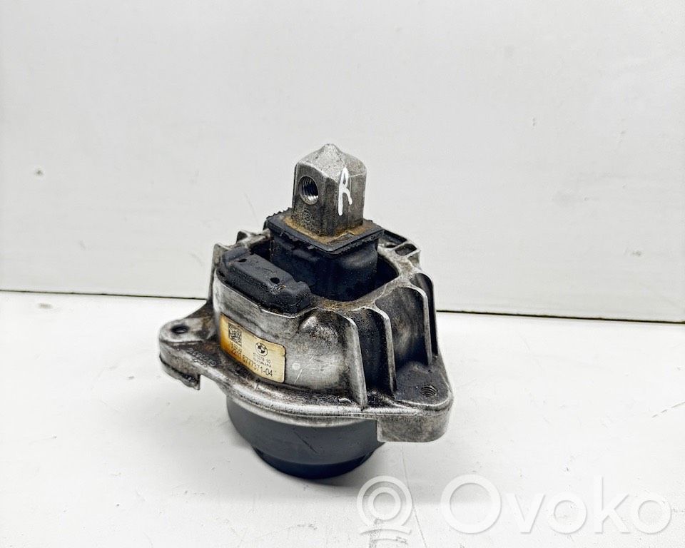 BMW 5 F10 F11 Suport tampon motor 