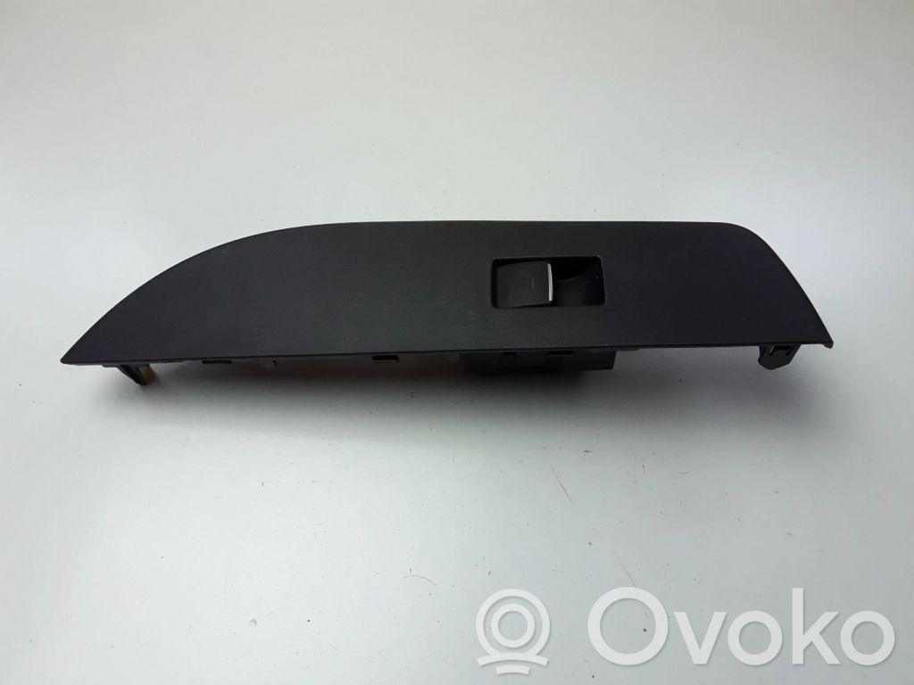 Suzuki Swace Electric window control switch 
