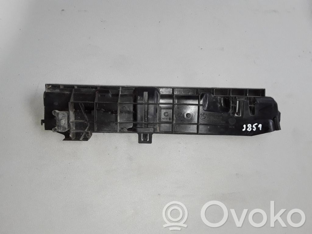 Radiator mount bracket   7524912