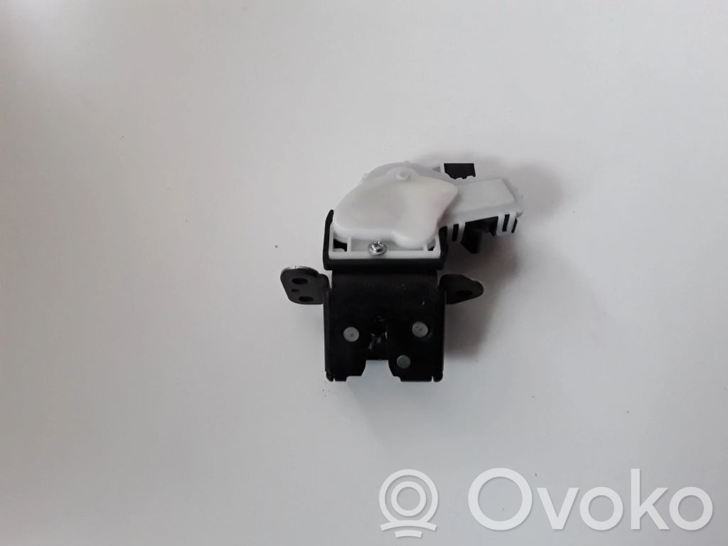 Lastausoven lukko   C6728