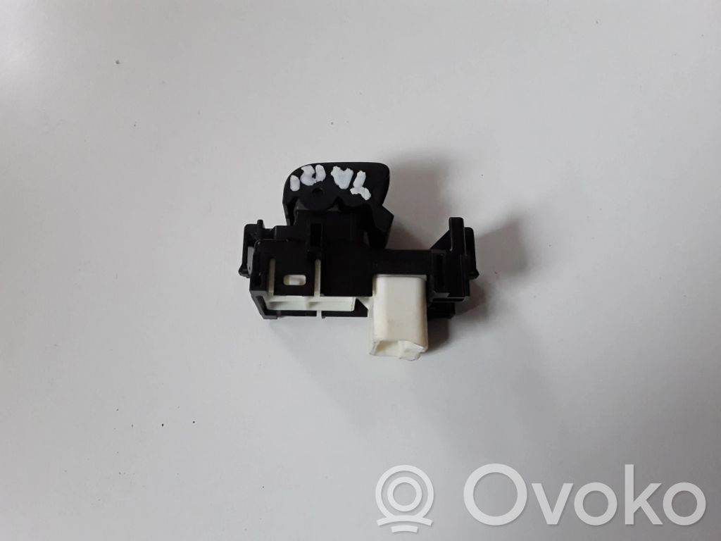 Toyota Yaris Electric window control switch 