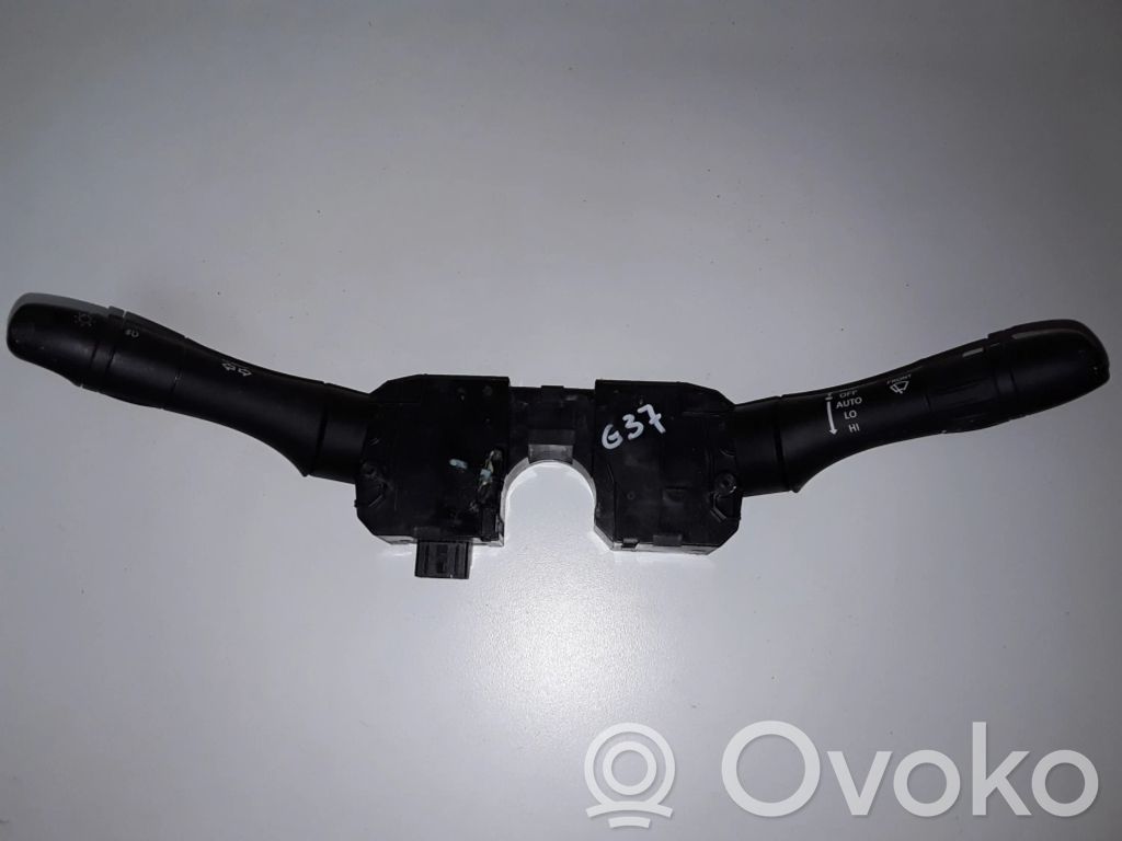 Infiniti G37 Wiper turn signal indicator stalk/switch 