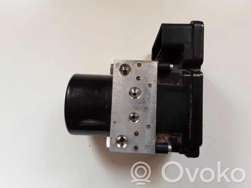 Volvo V70 ABS Pump 