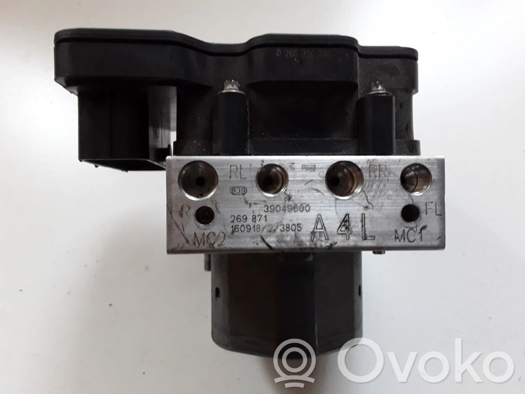 Opel Corsa E Bomba de ABS 