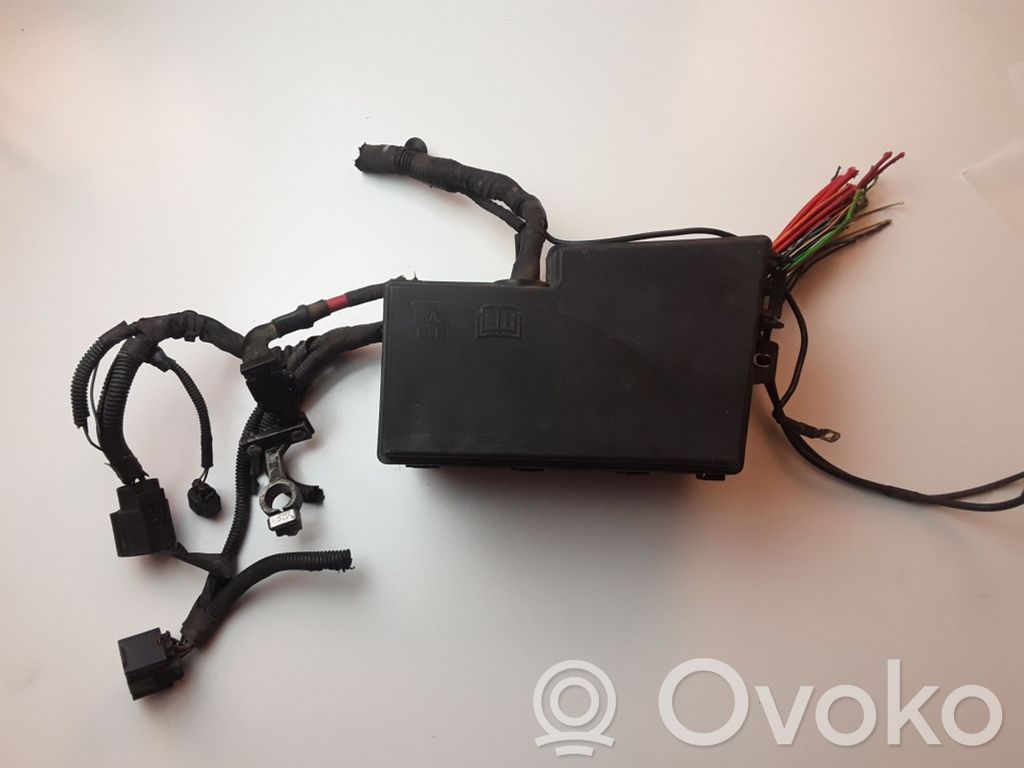 Módulo de fusible   8688040