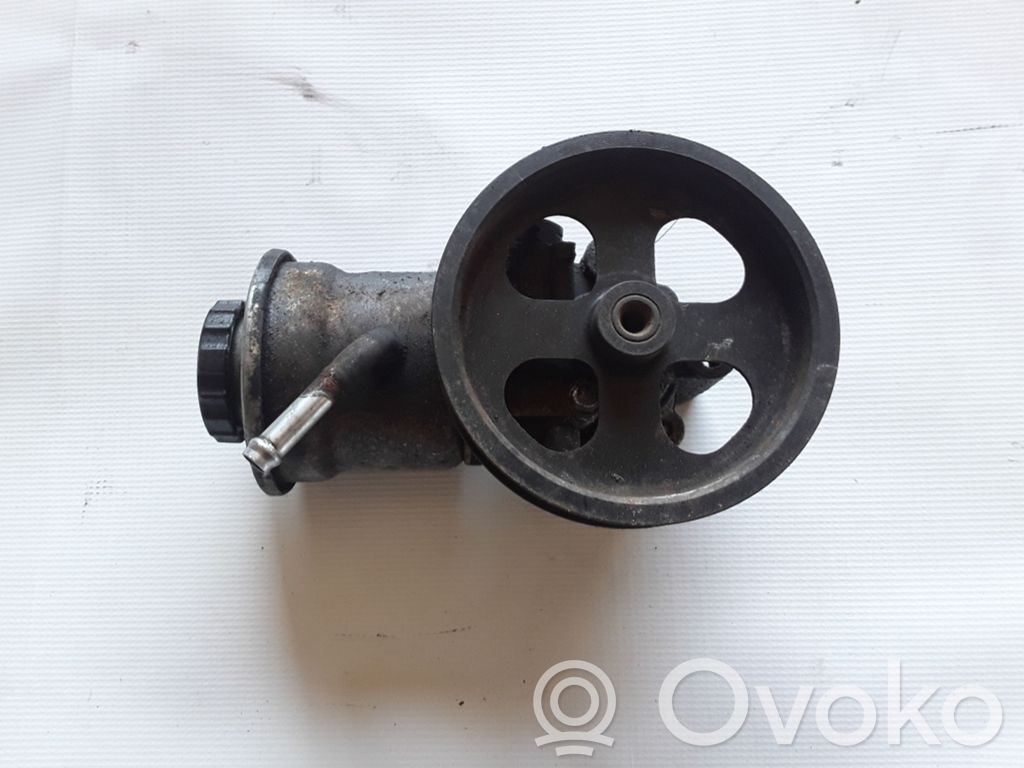 Toyota Corolla Verso AR10 Power steering pump 