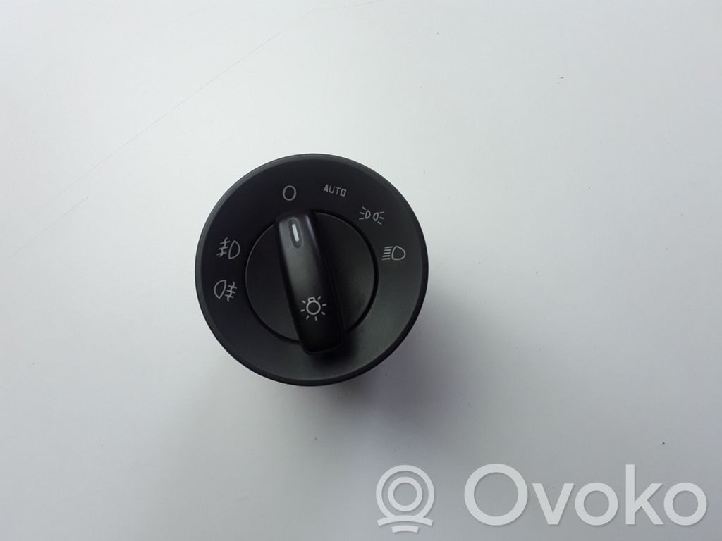Skoda Octavia Mk2 (1Z) Módulo de luz LCM 