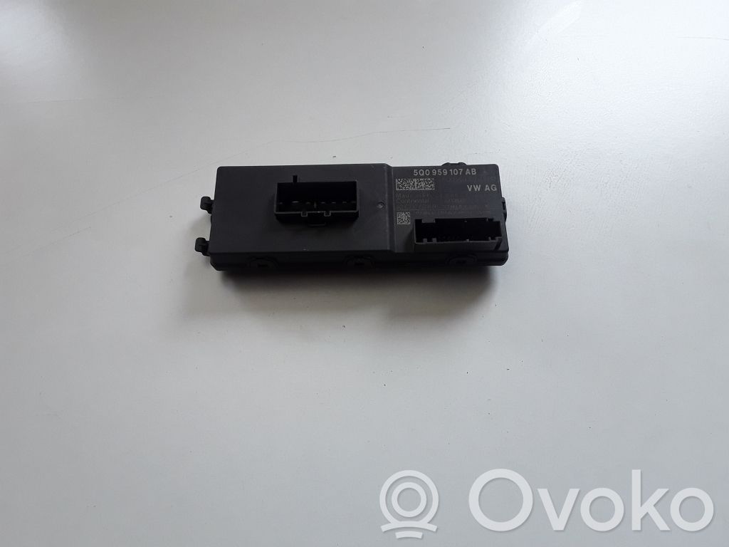 Audi Q2 - Tailgate/trunk control unit/module 