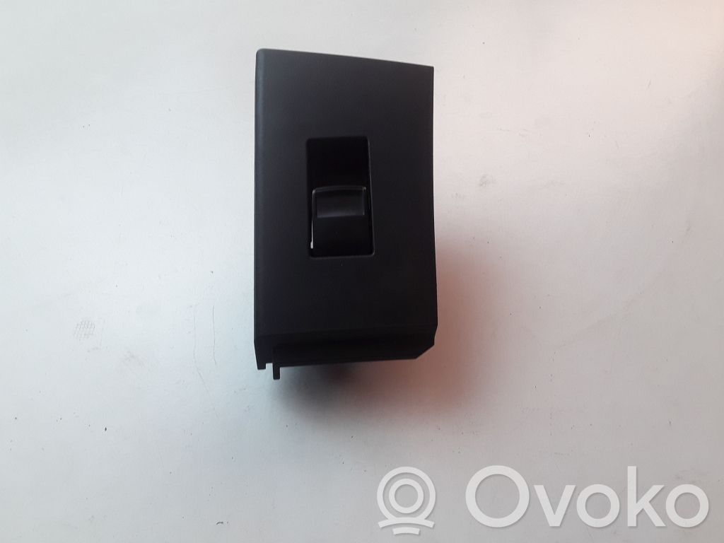 Toyota Auris E180 Electric window control switch 