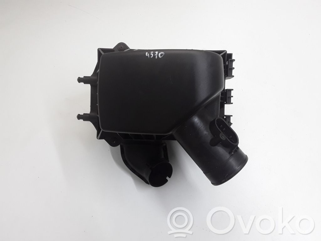 Opel Mokka Air filter box 