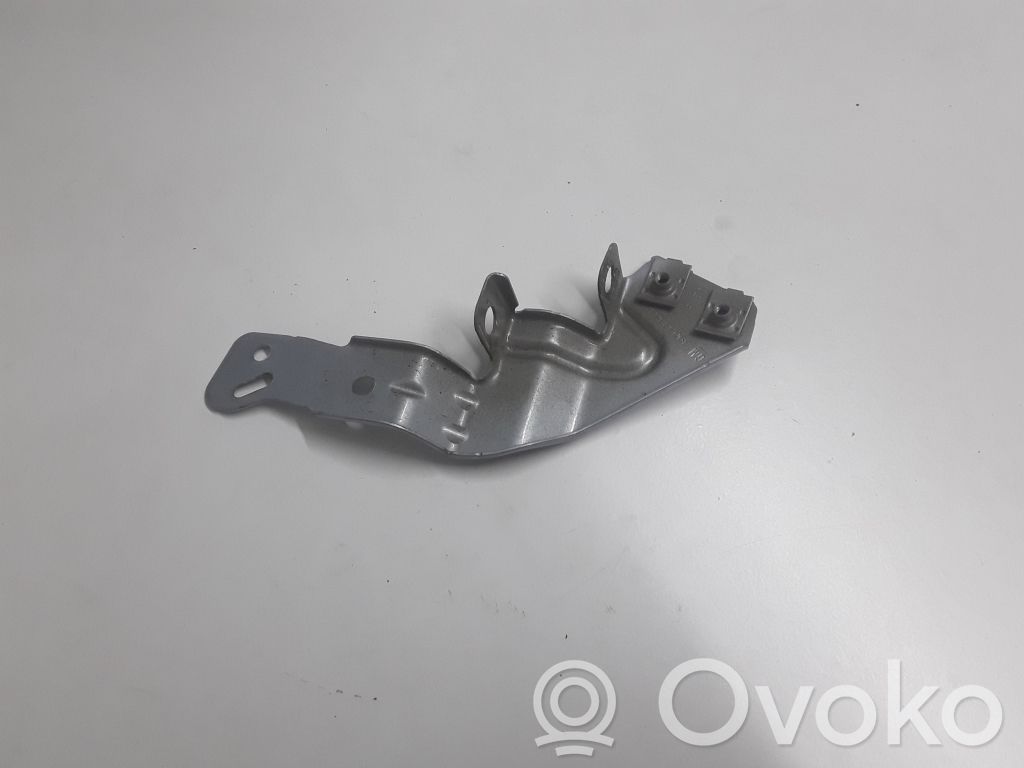 Opel Insignia B Fender mounting bracket 