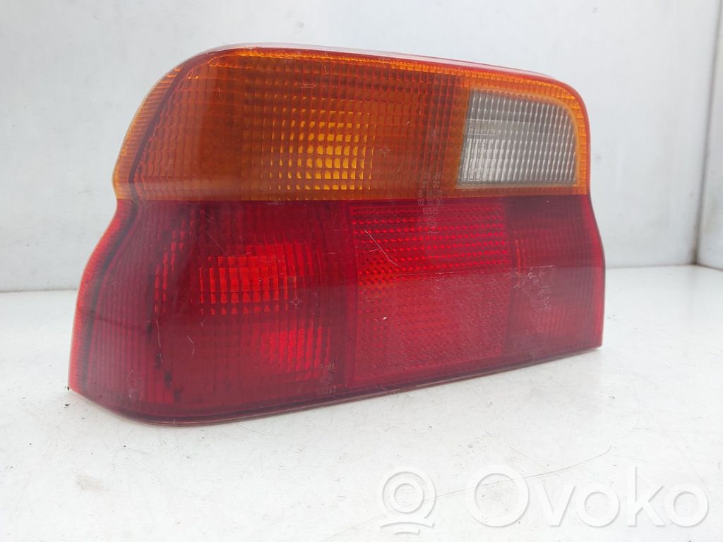 Ford Escort Luz trasera/de freno 