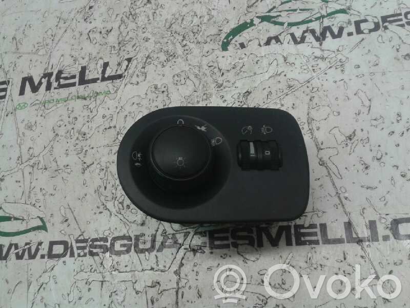 Seat Leon (1P) Interruptor de luz 
