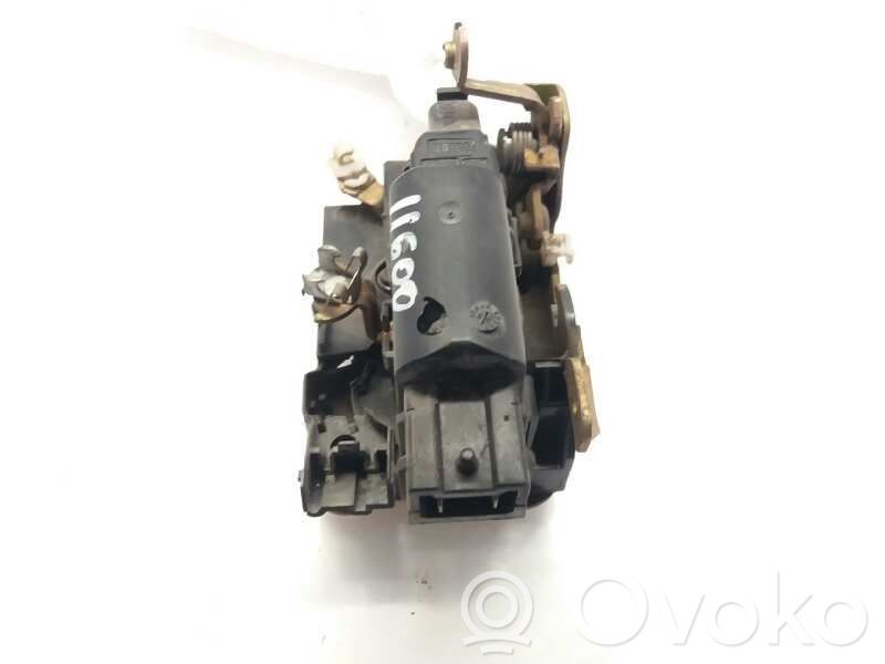 Renault Kangoo I Front door lock 