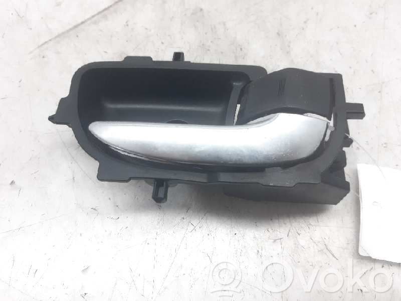 Toyota Auris E180 Manecilla interna puerta trasera 
