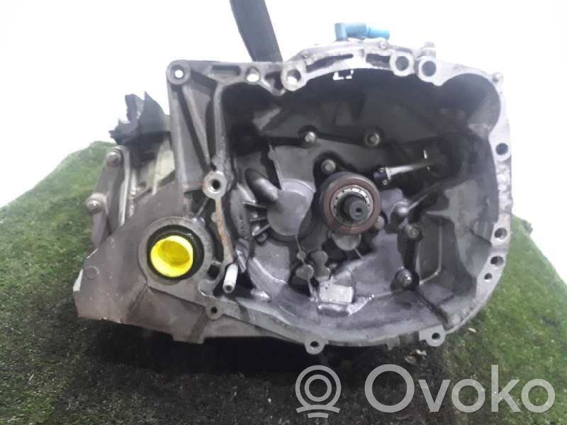 Renault Clio III Manualna 5-biegowa skrzynia biegów