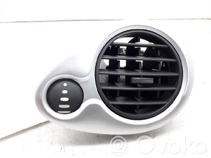 Renault Clio III Luftausströmer Lüftungsdüse Luftdüse Mitte 