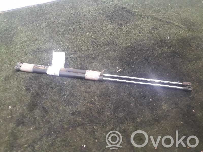 Peugeot 106 Amortyzator klapy tylnej bagażnika 
