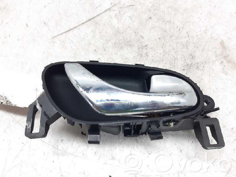 Nissan Qashqai Manecilla interna puerta trasera 
