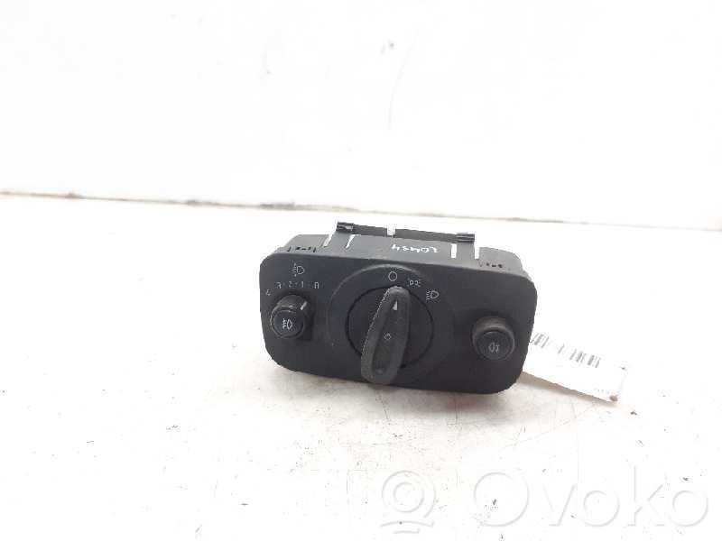 Ford Fiesta Interruptor de luz 