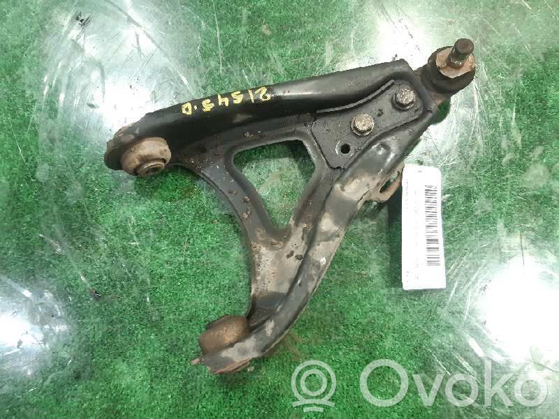 Renault Megane I Querlenker Achsschenkel vorne 