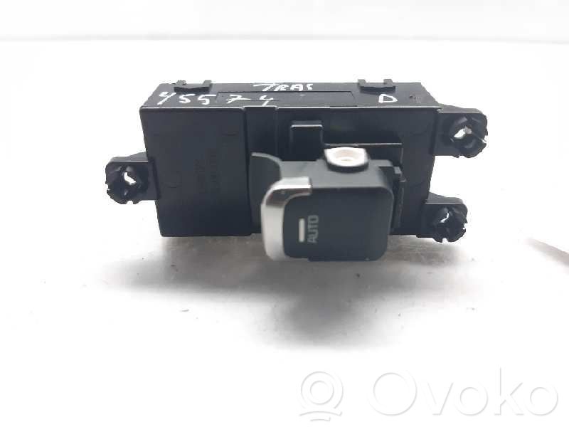 KIA Ceed Interrupteur commade lève-vitre 
