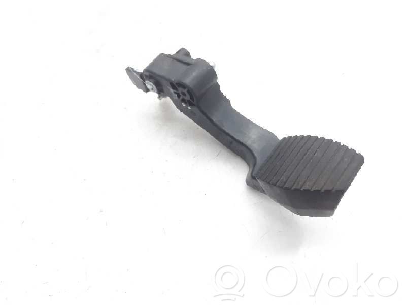 Peugeot 208 II Pedal de embrague 
