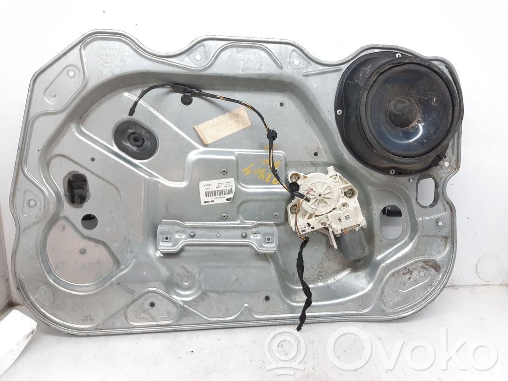 Ford Focus Alzacristalli della portiera anteriore con motorino