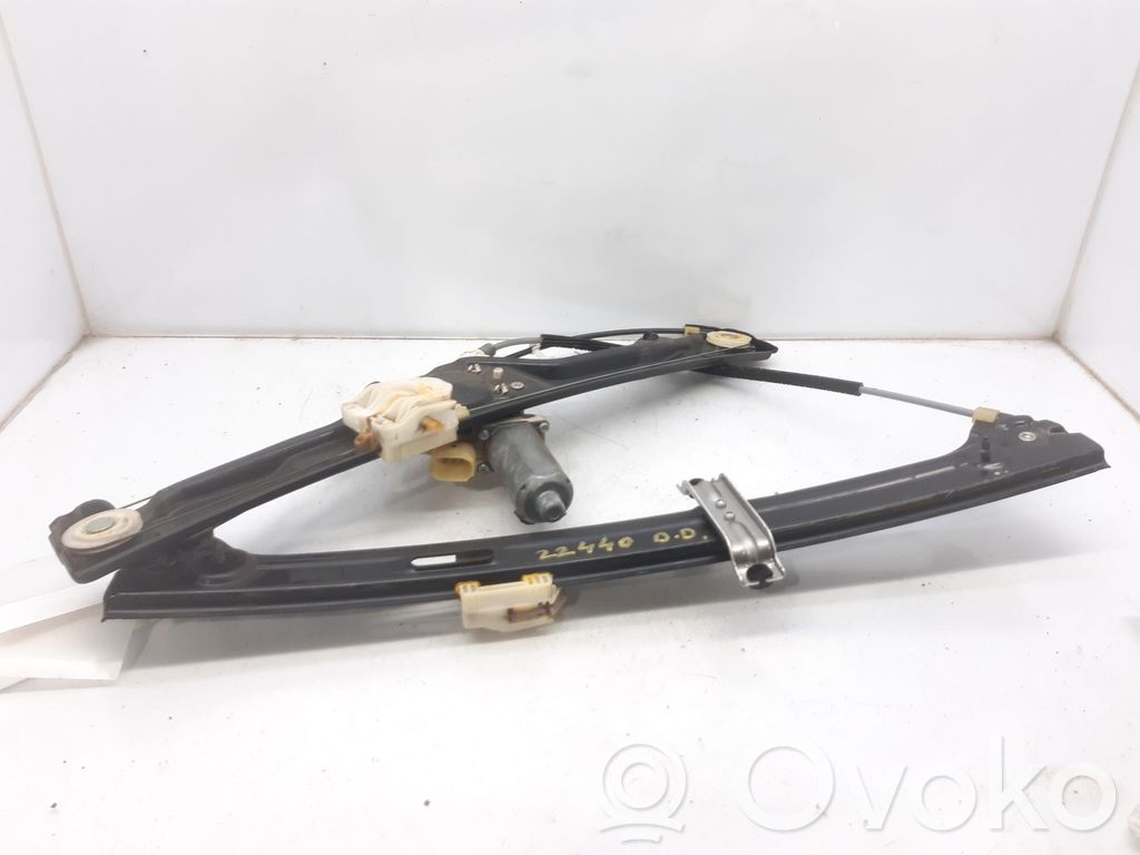 Front door electric window regulator   51337166380