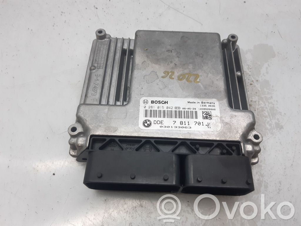 Unidad de control/módulo del motor   781170101