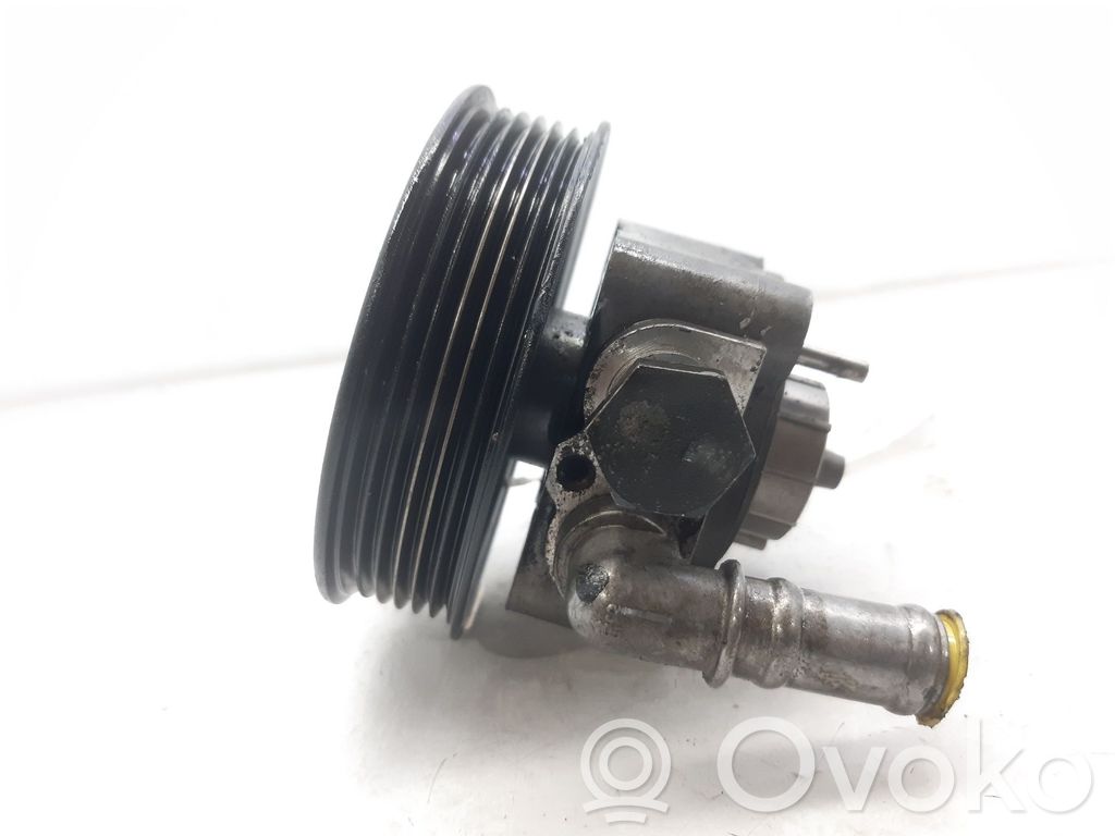 Opel Vectra B Ohjaustehostimen pumppu 