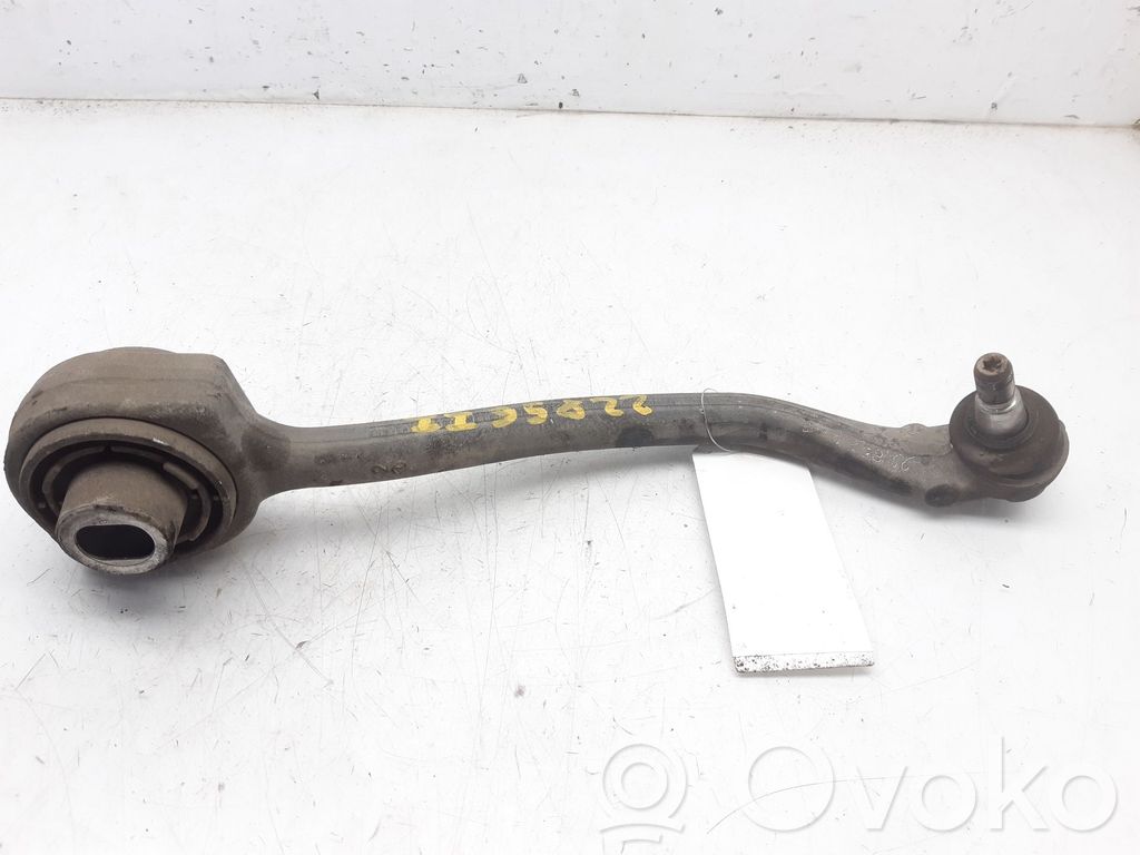 Mercedes-Benz C W203 Braccio di controllo sospensione anteriore inferiore/braccio oscillante 