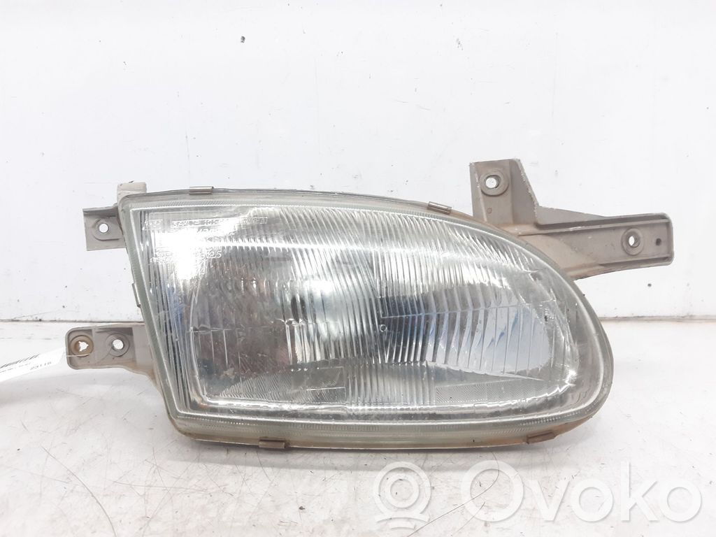 Hyundai Accent Phare frontale 