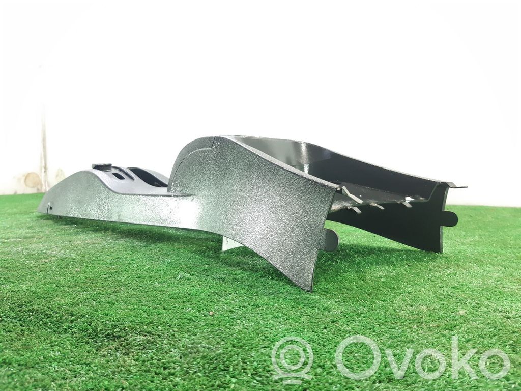 Renault Clio III Center console 