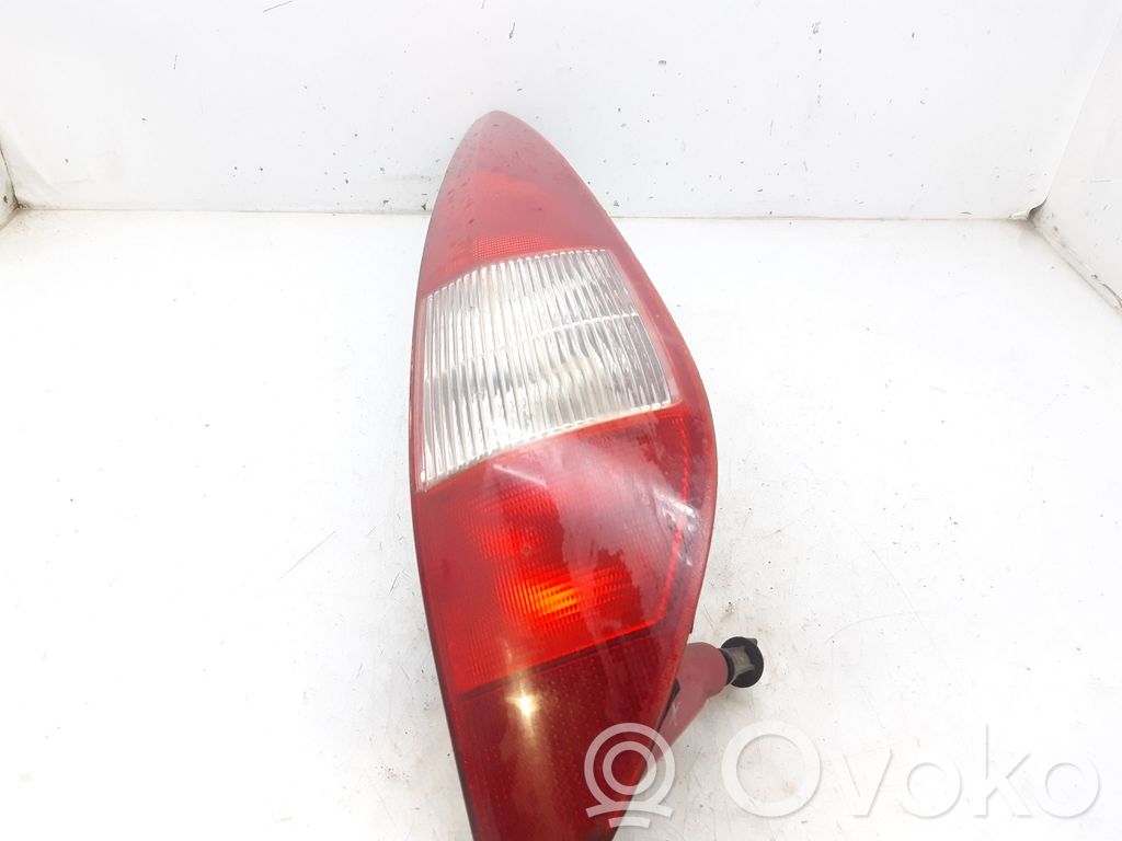 Ford Mondeo Mk III Lampa tylna 