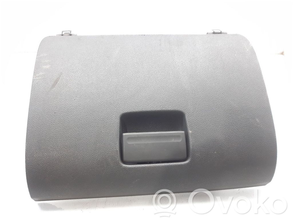 Ford Focus Handschuhfach 
