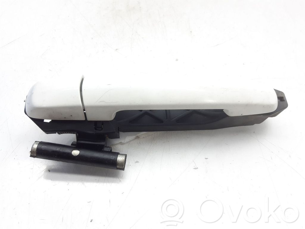 Suzuki Swift I Manecilla externa puerta trasera 