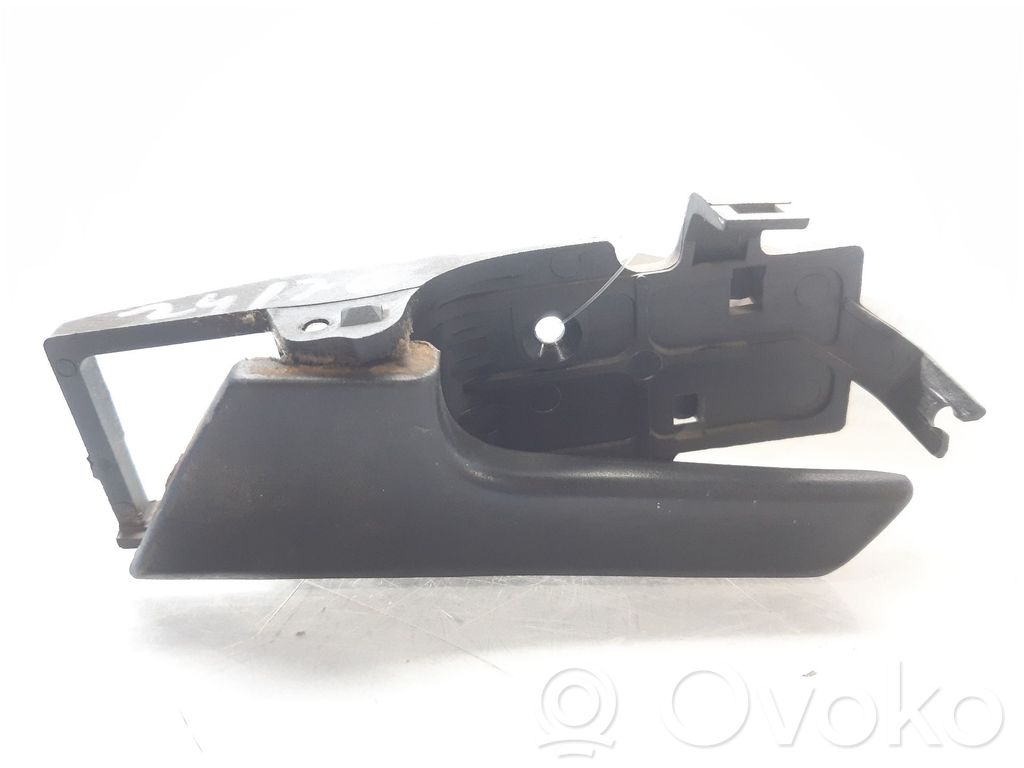 Manecilla interna puerta trasera   9143F4