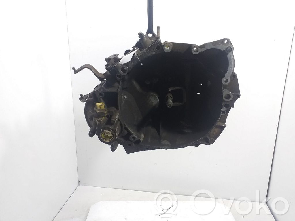 Peugeot 306 Cutie viteze manuală cu 5 trepte