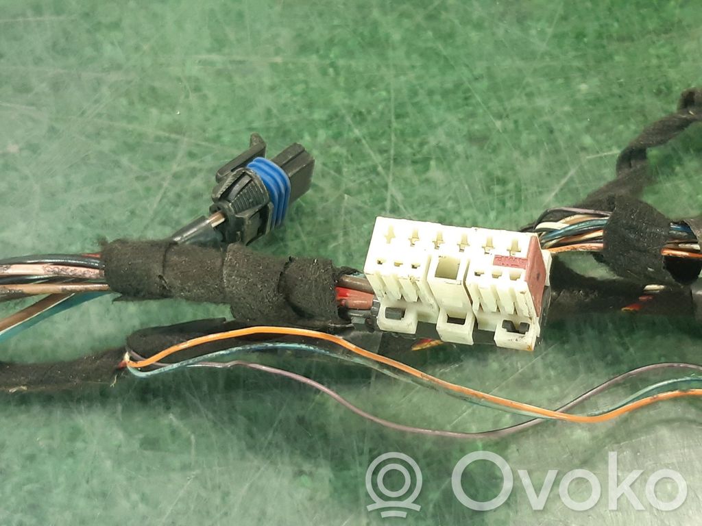 Fiat Stilo Elektryczny podnośnik szyby drzwi przednich 