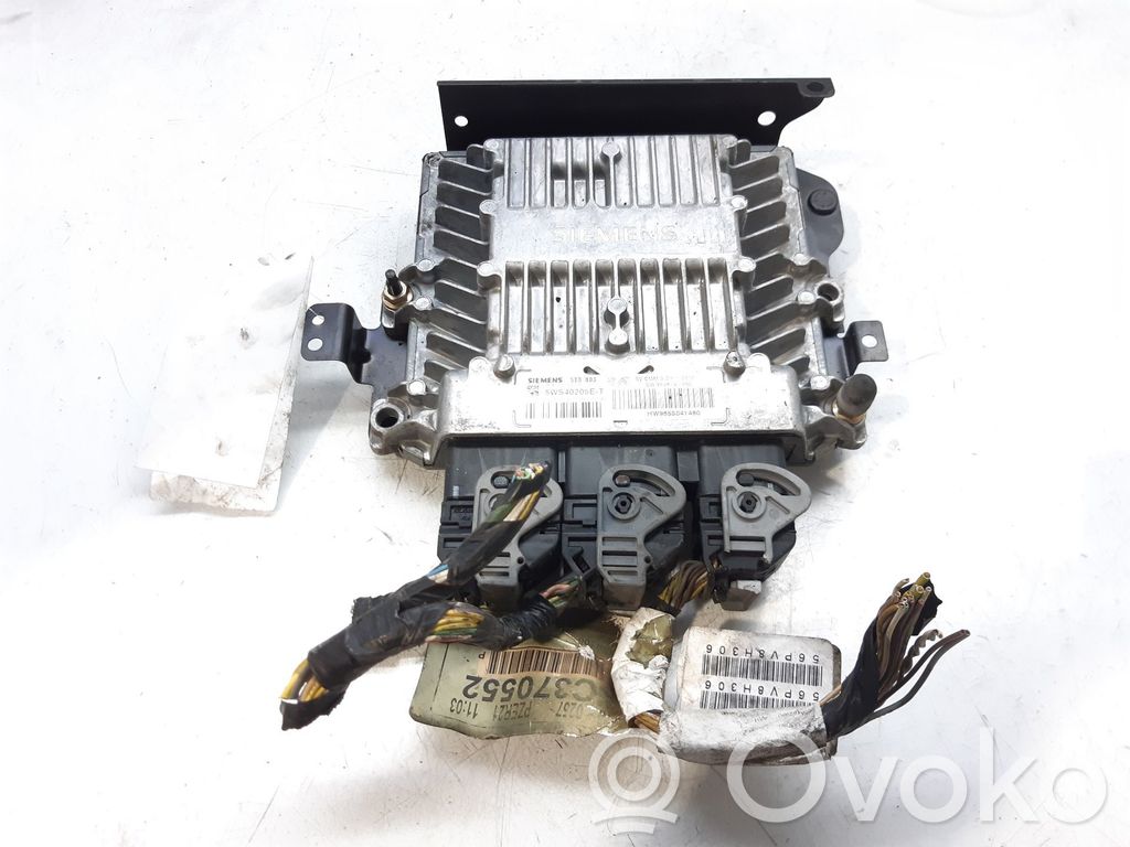 Peugeot 407 Engine control unit/module 