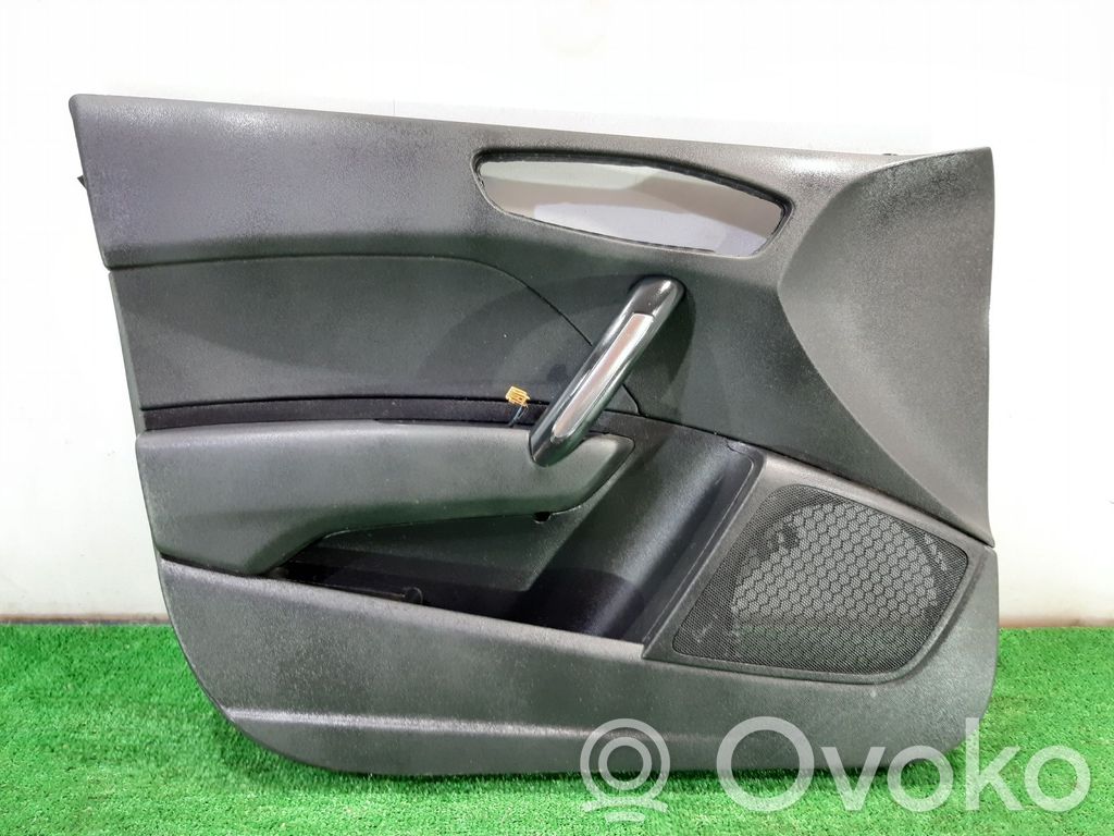 Audi A1 Boczki / Poszycie drzwi przednich 