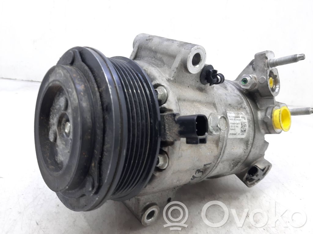 Ford Fiesta Compressore aria condizionata (A/C) (pompa) 