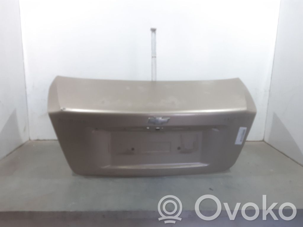 Chevrolet Nubira Puerta del maletero/compartimento de carga 