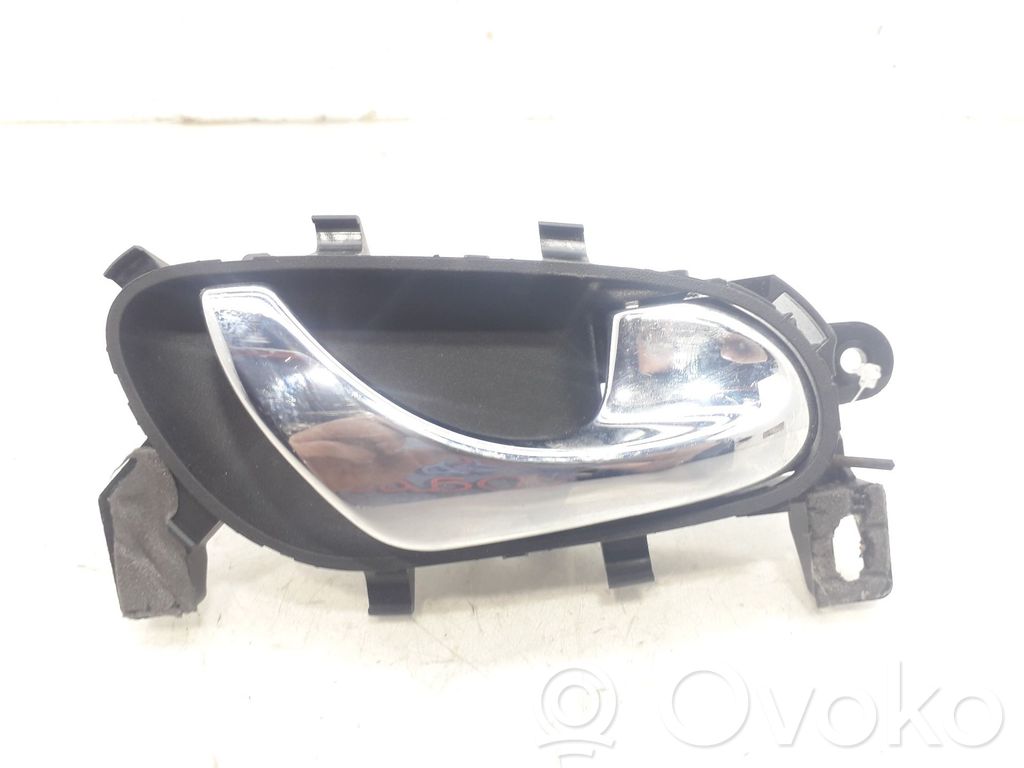 Manecilla interna puerta delantera   806704EA