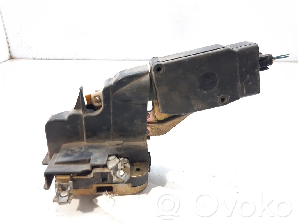 Mitsubishi Carisma Front door lock 
