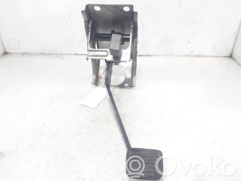 SsangYong Rexton Brake pedal 
