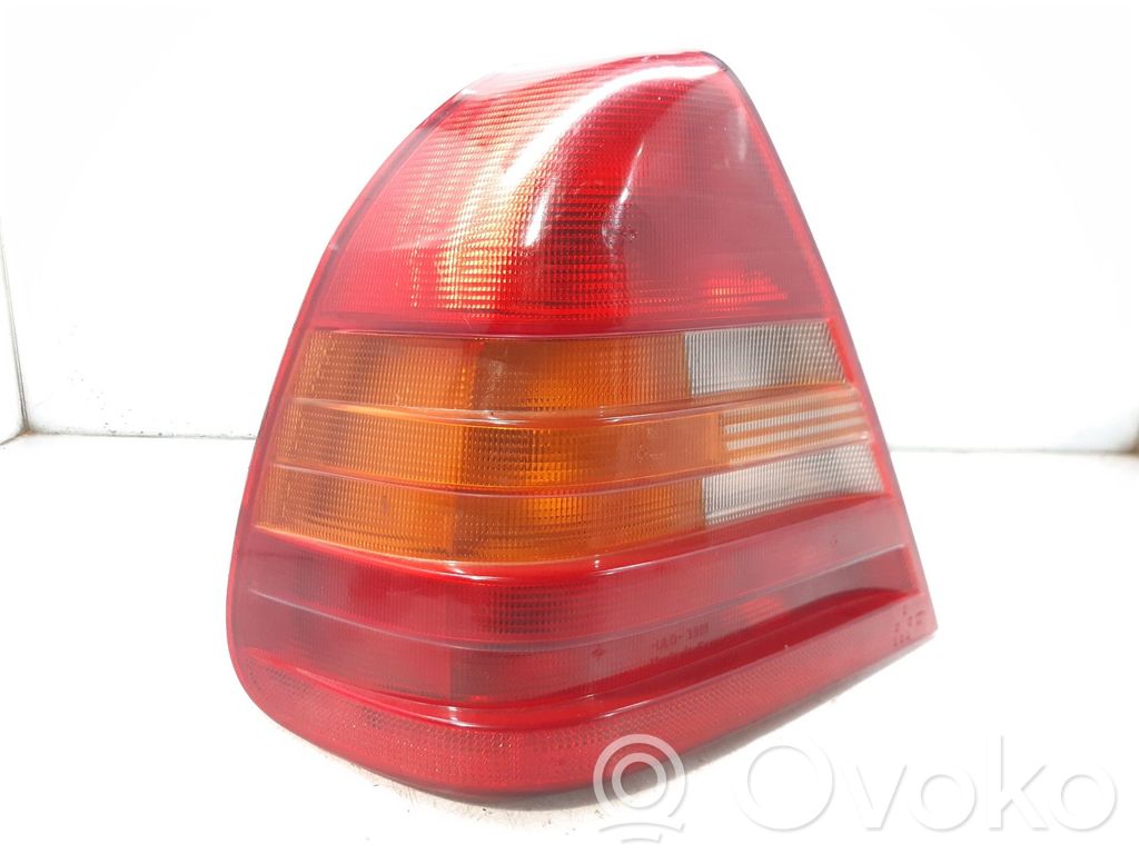 Mercedes-Benz C W202 Lampa tylna 